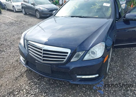 2012 Mercedes-Benz E 350 4Matic z USA, uszkodzony, nr VIN WDDHF8JB1CA565460